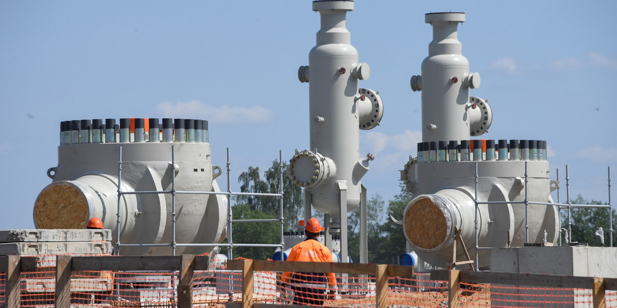 Spółka Nord Stream 2 AG budująca gazociąg Nord Stream 2 dążyła do wykorzystywania gazociągu przesyłającego gaz z Rosji do Niemiec bez konieczności udostępniania infrastruktury stronom trzecim.