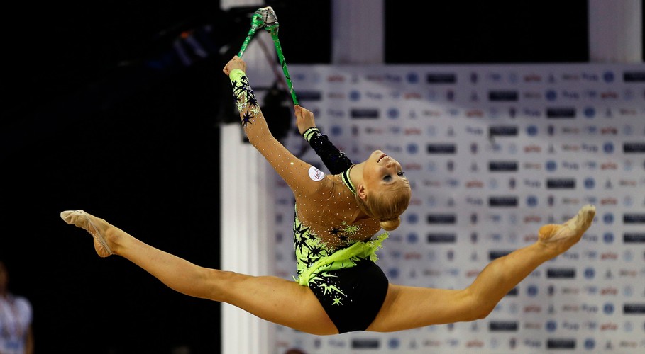 Ale one się wyginają. Gimnastyczki chyba są z gumy