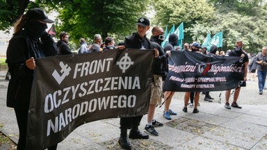 Celtyckie krzyże i "śmierć wrogom ojczyzny". Tak działał Front Oczyszczenia Narodowego