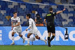 Piątek strzelił gola w debiucie. Drągowski "wyleciał" z boiska