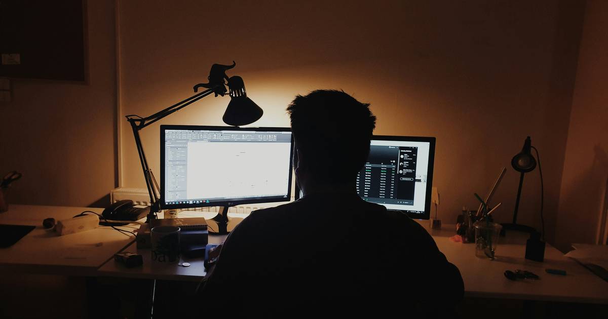 Młodzi Polacy o wypaleniu. "Czuję się jak przegryw"