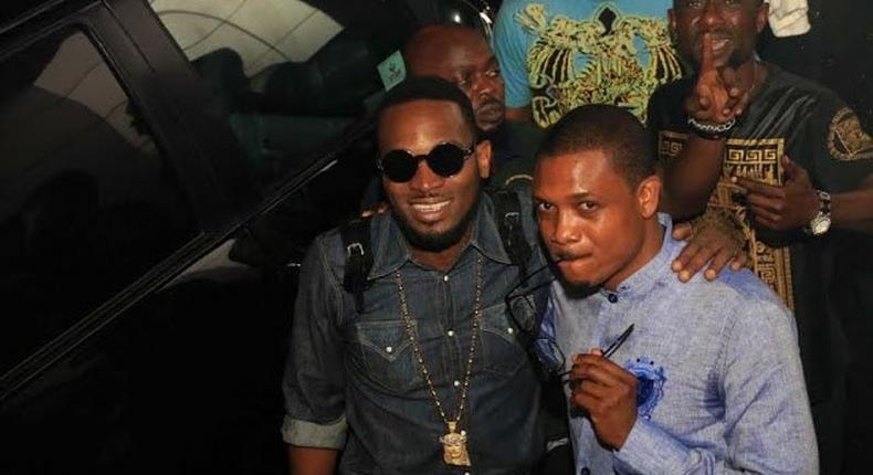 Quilox boss, Shina Peller welcoming D'banj as he arrives the night club for his birthday party