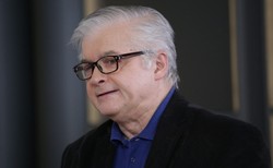 Cimoszewicz o ustawie dezubekizacyjnej: To bezprawie i sadyzm