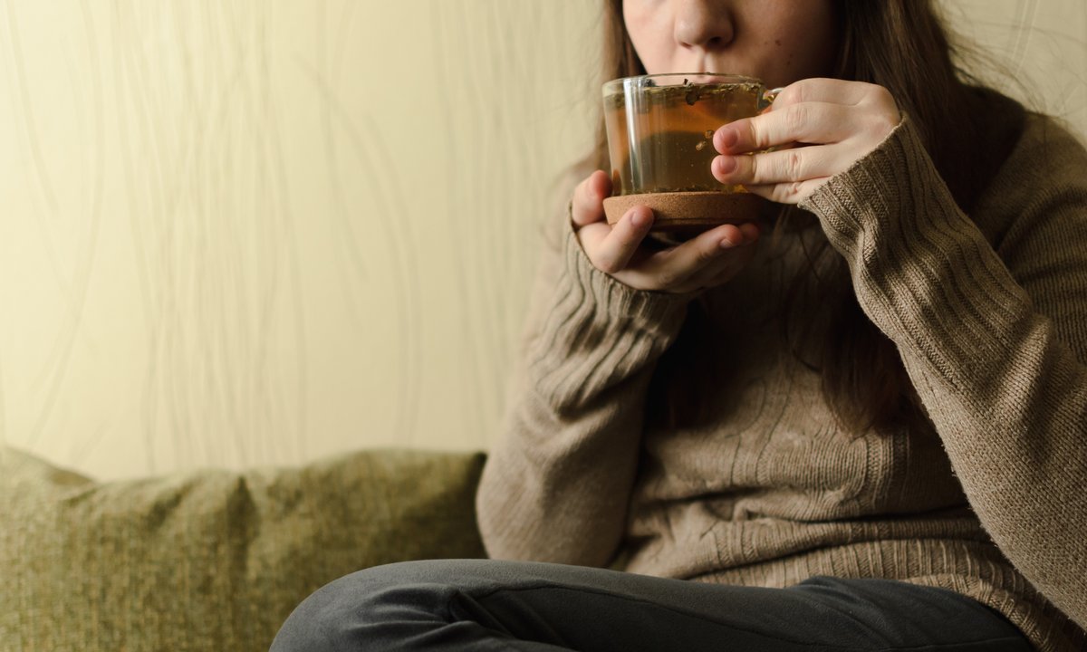 Wypij je godzinę po posiłku. Pożegnasz uczucie ciężkości