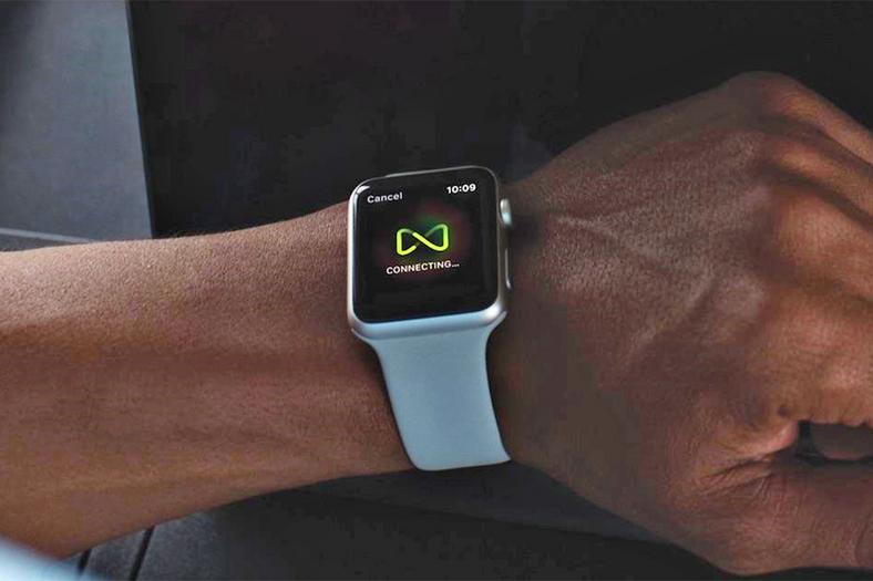 Najpierw w ustawieniach Apple Watch włączamy Trening, Wykryj sprzęt sportowy