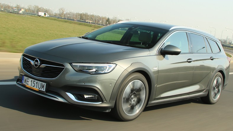 Opel Insignia Country Tourer 1 6 Turbo Ile W Nim Terenowki Test