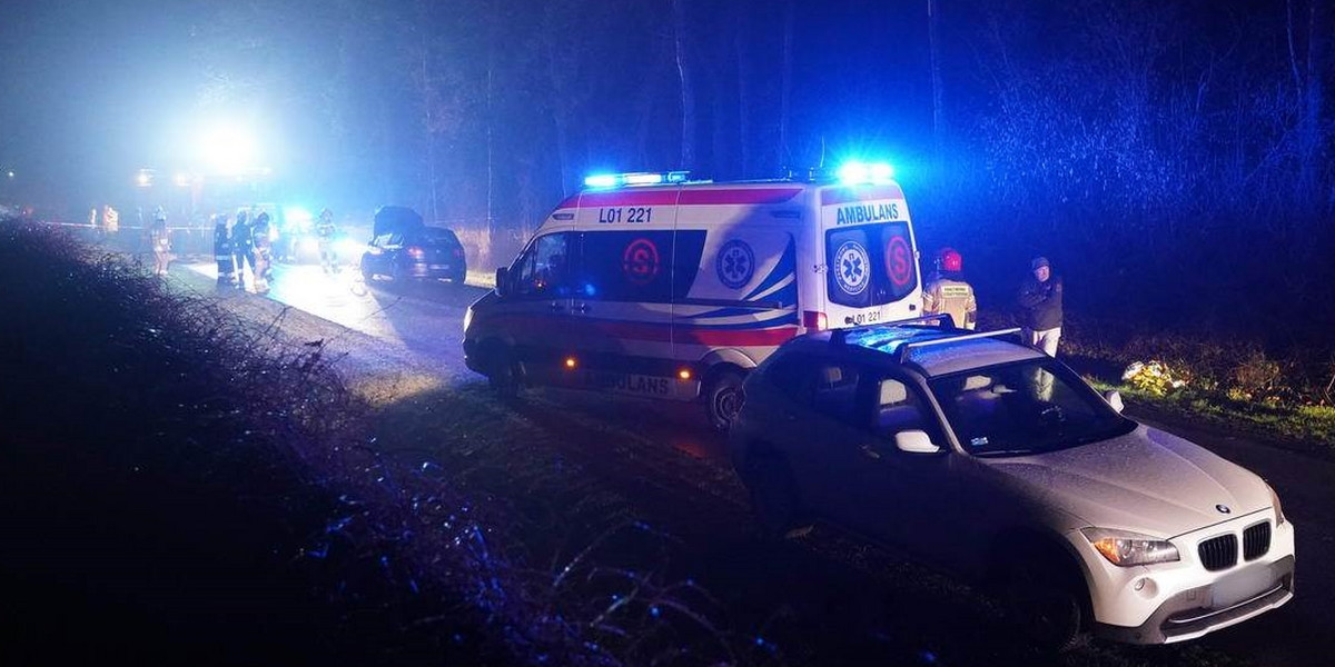 Tragiczny wypadek pod Puławami. Dwie 23-latki zginęły.