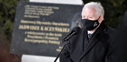 Kaczyński do skandującej młodzieży: Będzie twarda rozprawa "raz na zawsze" ze spadkobiercami IV departamentu MSW