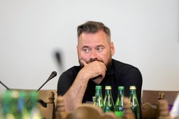 Twórca Kanału Zero zbiera podpisy. Stanowski: Chcę być kandydatem, ale nie chcę być prezydentem