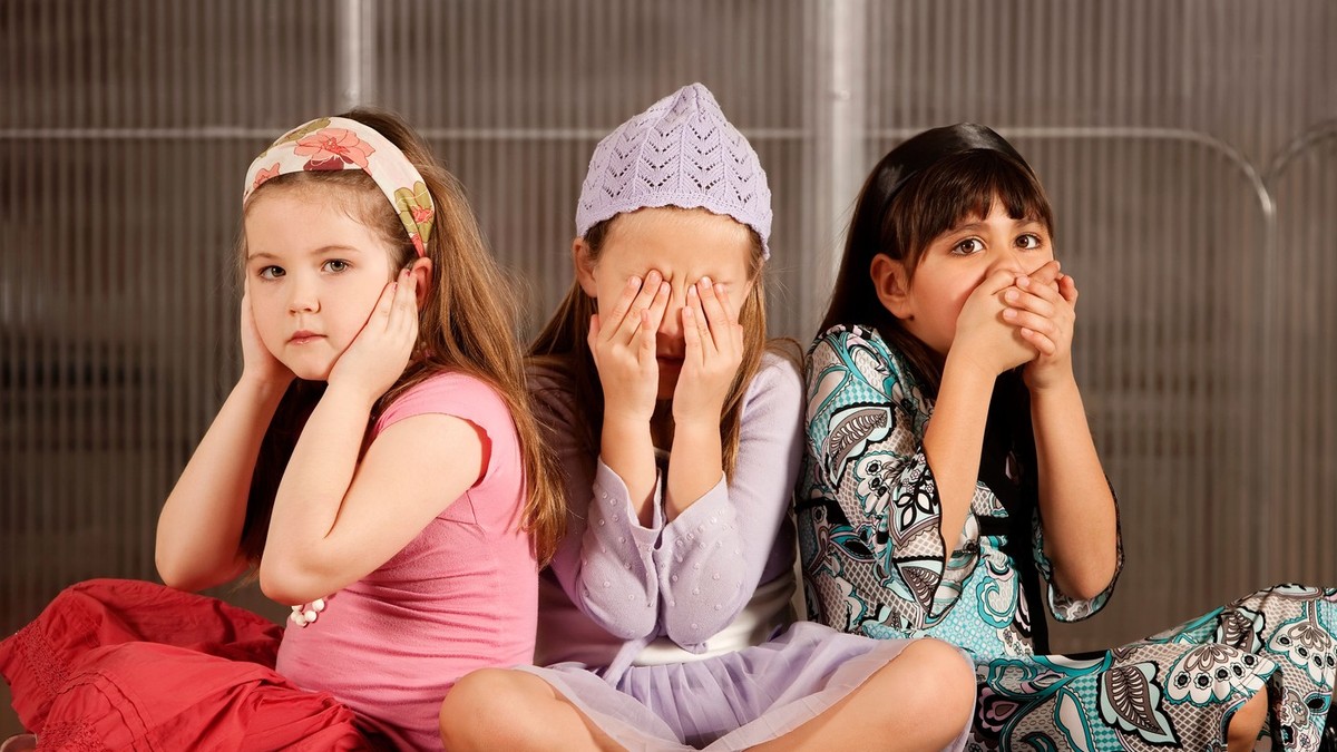 "Mlađa deca su razmažena, starija odgovorna": Da li to što ste najstarije ili najmlađe dete zaista oblikuje vašu ličnost Kép