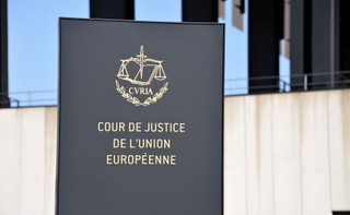 Oczekiwany wyrok TSUE ws. kredytów frankowych pozostanie ryzykiem dla banków mimo powrotu do zysków