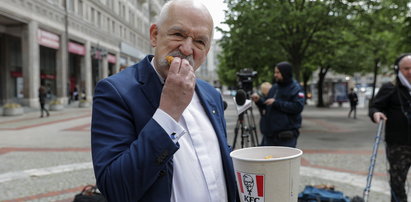 KFC zachwycone nową dietą Janusza Korwina-Mikkego. Firma skomentowała jego oświadczenie na Twitterze