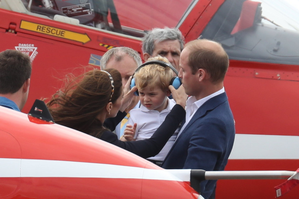 Książe George na lotnisku