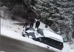 Auto sledeo sa puta na Zlatiboru