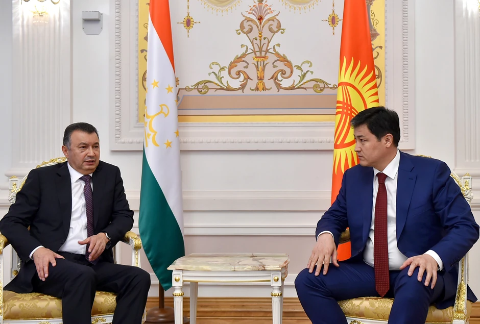 Tadžikistanski premijer Kohir Rasulzoda i kirgistanski premijer Ulukbek Maripov