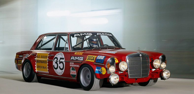 Mercedes Benz 300 SEL 63 AMG