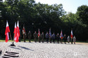 Uroczystości przed pomnikiem Homo Homini w Kielcach
