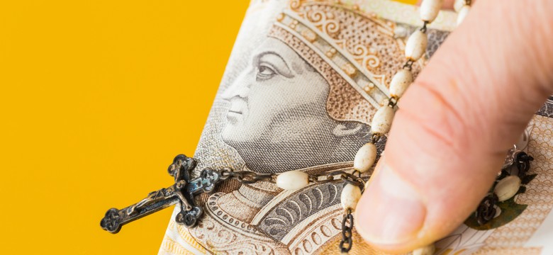 Jaką emeryturę ma ksiądz, a jaką zakonnica? Oto różnice i kwoty