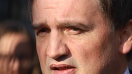 paszport ziobry unieważniony, co zakłada projekt zmian w kodeksie postępowania karnego