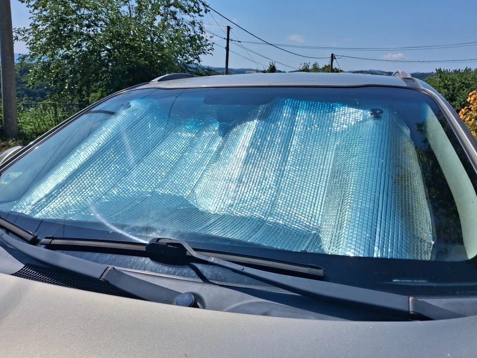Viziri za stakla mogu sačuvati unutrašnjost automobila hladnijom za čak 17 stepeni