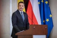 Afera w Szpitalu Południowym uderza w wizerunek Trzaskowskiego