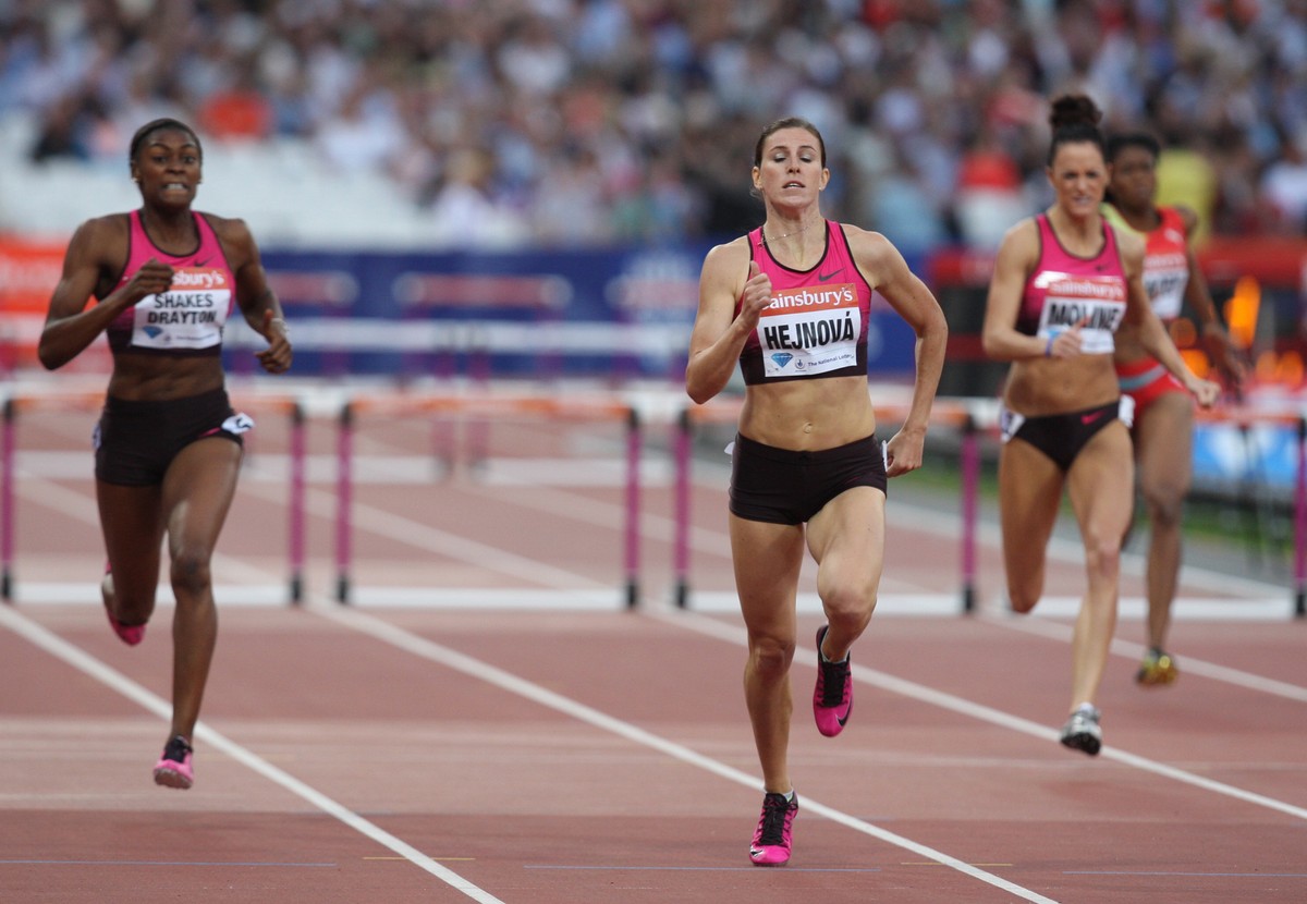 Mistrzostwa Świata: Hejnova najszybsza w biegu na 400 m przez płotki