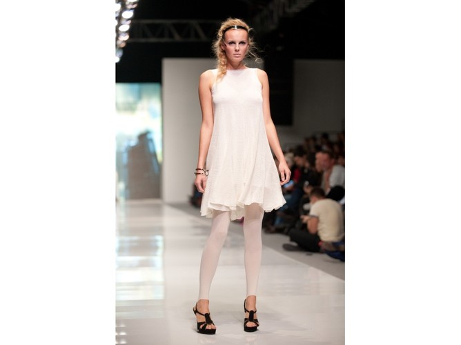 NATASHA PAVLUCHENKO - pokaz kolekcji wiosna/lato 2012 na Fashion Week Poland Łódź.