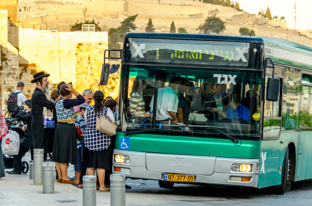 Izrael. Autobus. Komunikacja miejska