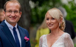 Robert Górski wziął ślub z 14 lat młodszą od siebie Moniką Sobień