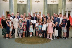 Bezpłatne leki dla dzieci i seniorów. Prezydent zdecydował