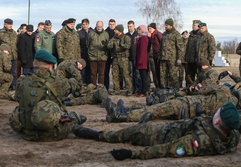 Macierewicz dyskryminuje żołnierzy?!