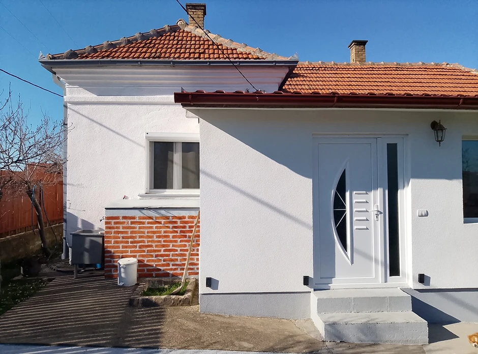 Topola