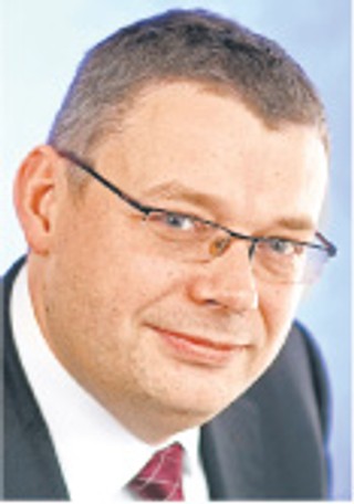 Piasecki: Kiedy na świecie dzieje się coś złego, kupujmy franka