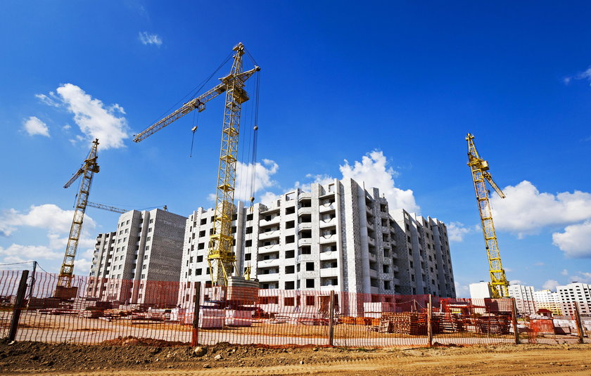 construction of the new building 