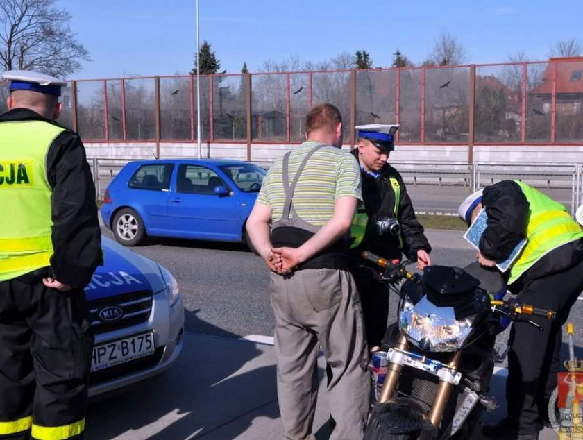 pirat, motor, motocyklista, policjant, wypadek, potrącenie, drogowka, kontrola, Warszawa