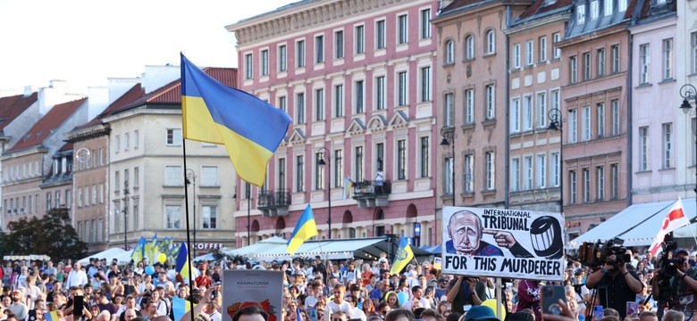 Ukraińcy legalnie w Polsce. Mogą korzystać ze specjalnych uprawnień