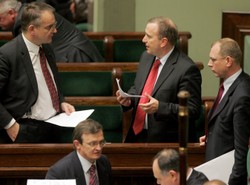 Będą w końcu mniejsze dotacje dla partii?