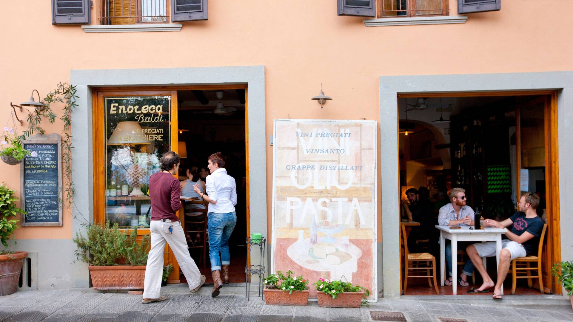 Konobar izbacio gradonačelnika iz restorana zbog bermuda