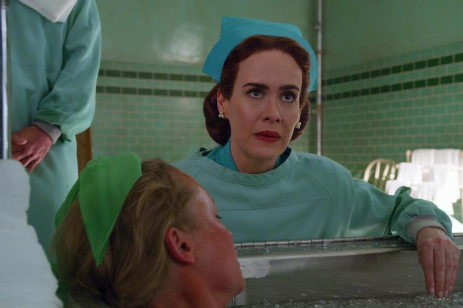 Forró fürdővel gyógyították volna a leszbikusságot / Fotó: Netflix