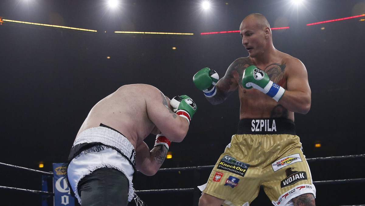 Artur Szpilka udanie powrócił do ringu w USA i znokautował w drugiej rundzie na gali w Chicago Ty'a Cobba. "Szpila" był w tej walce bokserem o kilka klas lepszym i nie pozostawił rywalowi żadnych złudzeń. Polak już w pierwszej rundzie posłał przeciwnika na deski, a w odsłonie numer dwa zakończył pojedynek. Walka trwała bardzo krótko i "The Pin" w zasadzie nie zdołał pokazać swoich prawdziwych możliwości, ale już wkrótce może mieć ku temu kolejną okazję. Jak poinformował dziennikarz Przemysław Garczarczyk, znana jest już data kolejnej walki Szpilki.