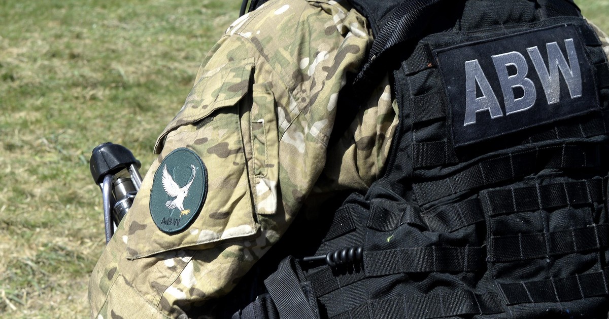 Bohater naszego podcastu zatrzymany przez ABW. Broni go Obajtek