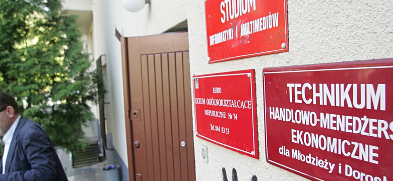 Kuratorium oświaty kontroluje "Dyslektyka"