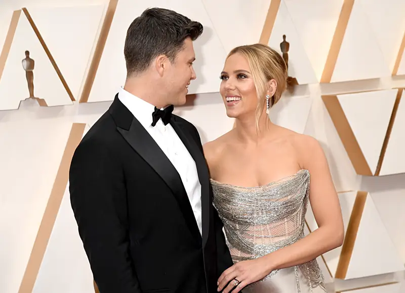 Colin Jost i Scarlett Johansson na ceremonii rozdania Oskarów w 2020 r. / Jeff Kravitz Getty Images