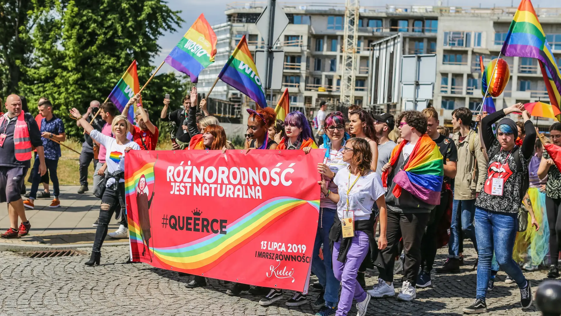 Świętokrzyskie nie jest już strefą wolną od LGBT. Sejmik uchylił uchwałę, kolejne to rozważą?