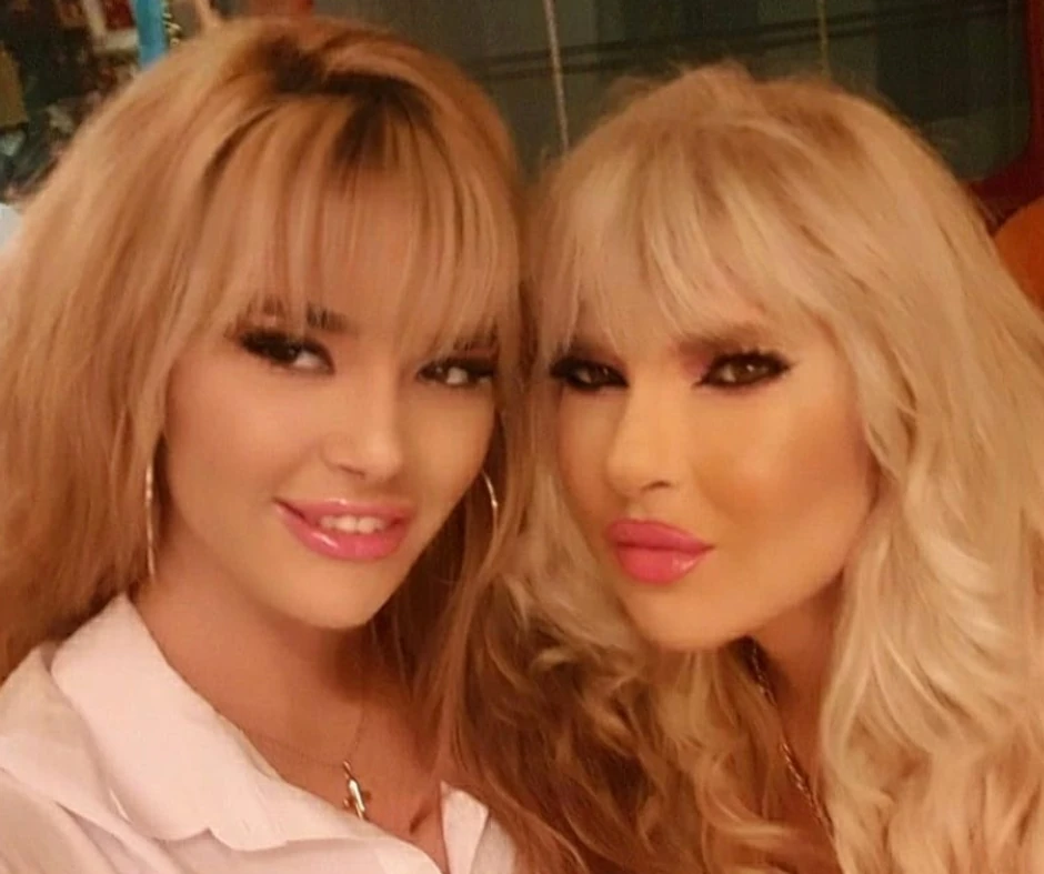 Jami sa ćerkom Leom