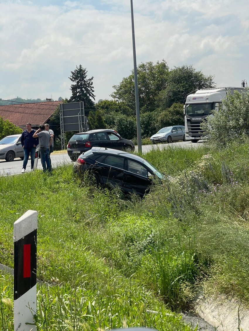 Saobraćajna nesreća Obrenovački put