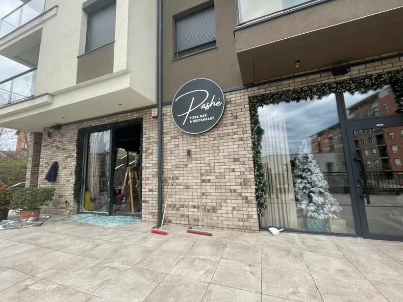 Prve slike sa lica mesta