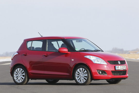 Suzuki Swift (2010-17) - cena od 18 500 zł  