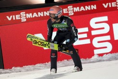 Karl Geiger najlepszym lotnikiem na świecie. Polacy bez medalu w Planicy