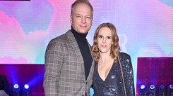 Żona Macieja Stuhra o słowach Romy Wąsik. 'Mąż nie łamał prawa, więc jest w pracy, a nie...'